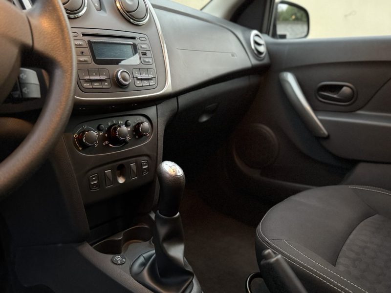 DACIA SANDERO 1.2 16v 75CV eco² GPL LAURÉATE 2014 184 000KM
