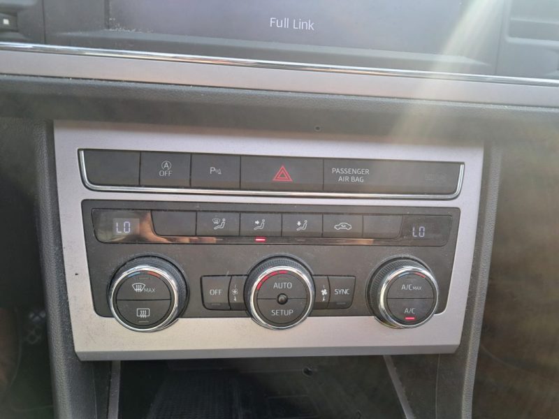 SEAT LEON ST 2.0 TDI 150ch Xcellence DSG7 Toit Ouvrant Panoramique Virtual Cockpit