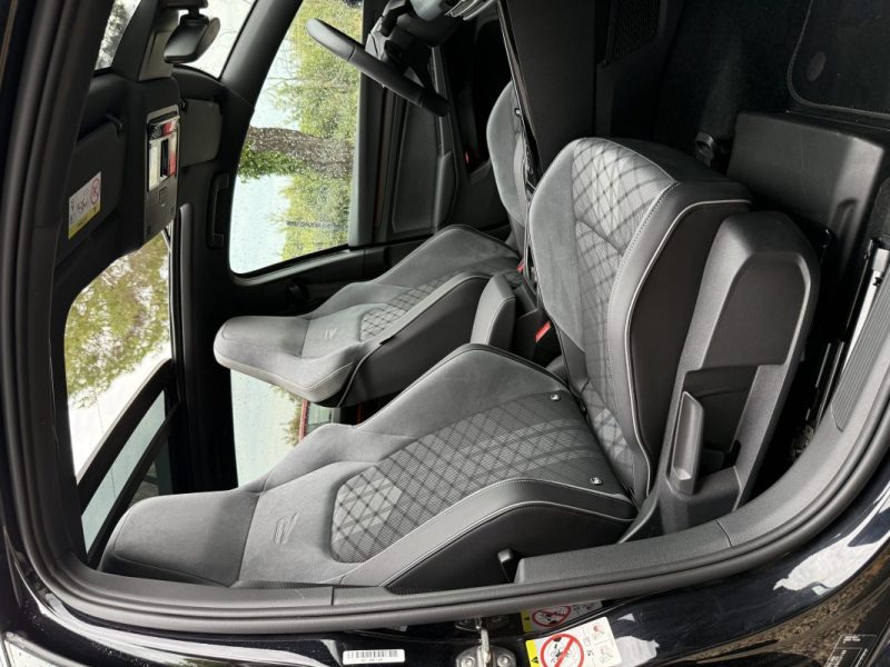 VOLKSWAGEN GOLF 2023 SW 1.5 eTSI OPF 150ch DSG7 R LINE TOIT OUVRANT CAR PLAY