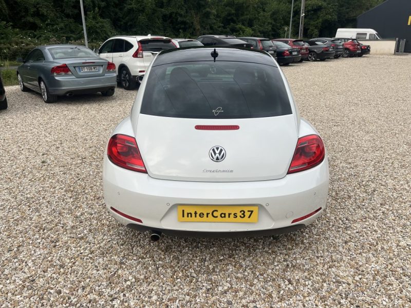 VOLKSWAGEN BEETLE 2015