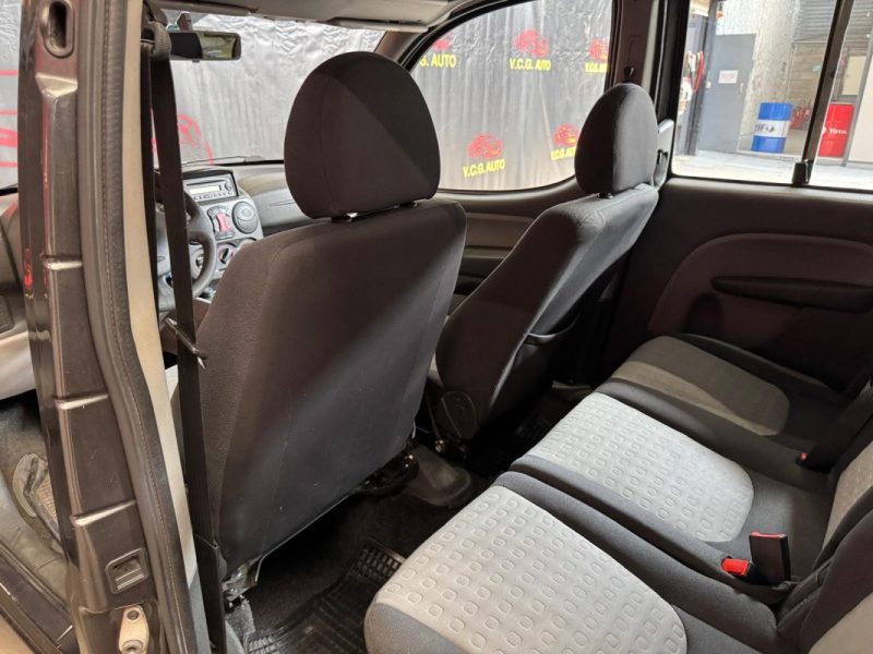 FIAT DOBLO 1.9 JTD 105 Confort