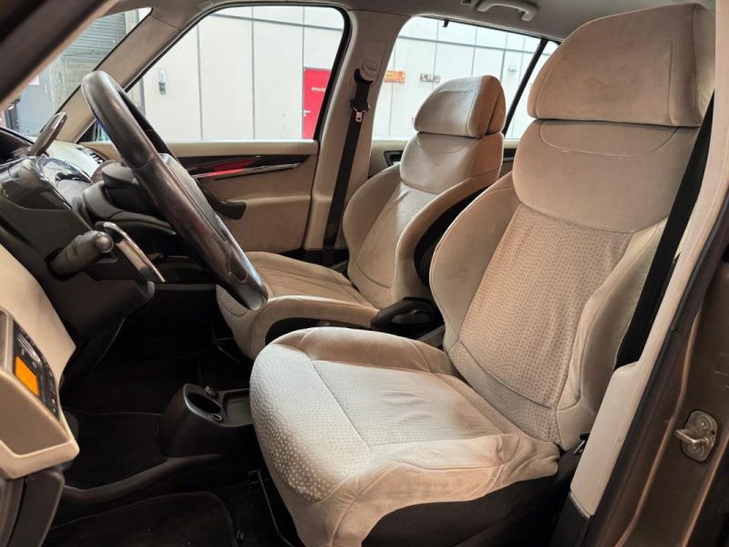 CITROEN C4 GRAND PICASSO 2.0 HDI 138 Exclusive 