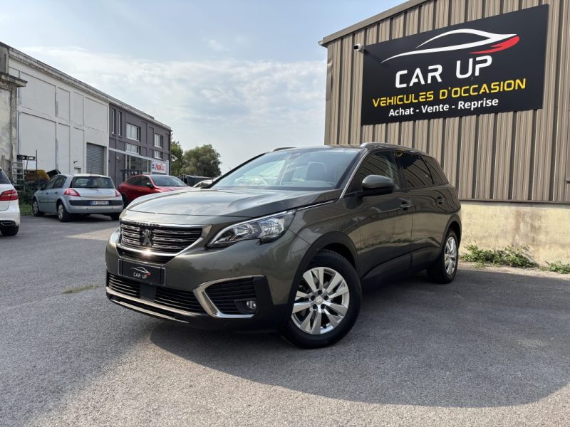 PEUGEOT 5008 1.5 BlueHDi E6 Style S&S 130 cv