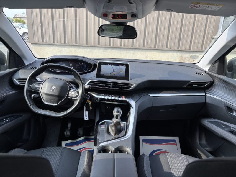 PEUGEOT 5008 1.5 BlueHDi E6 Style S&S 130 cv