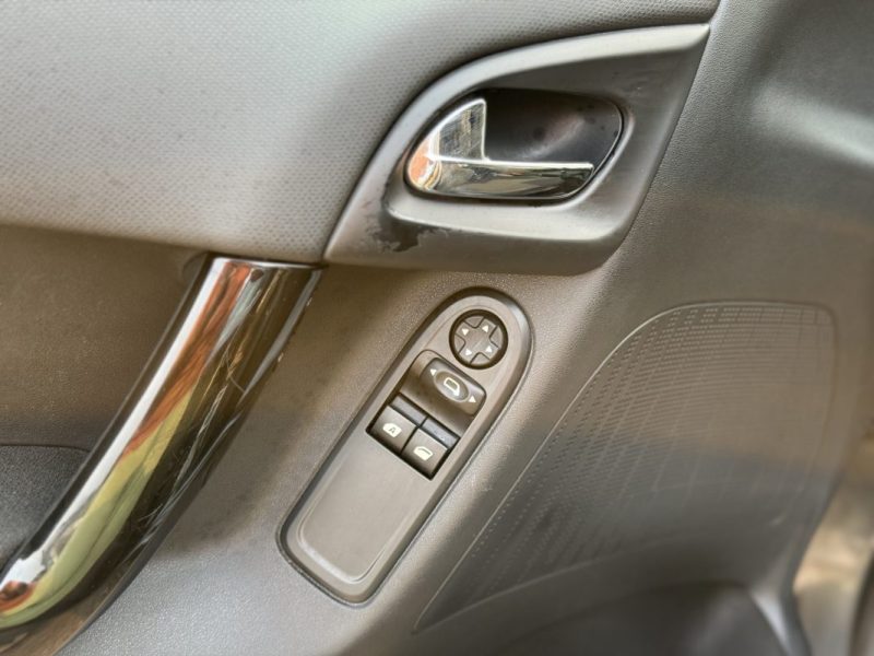 CITROEN C3 1.4I 75CH ROSSIGNOL PACK