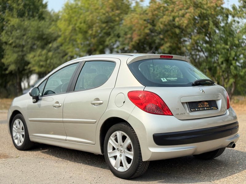 PEUGEOT 207 1.6VTI - 120CH PREMIUM PACK BOITE AUTO