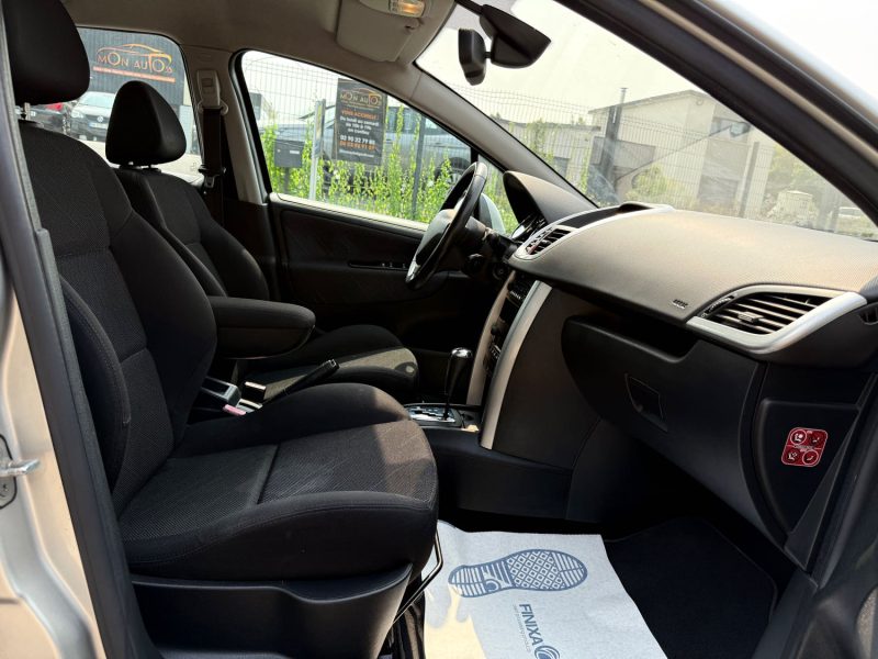 PEUGEOT 207 1.6VTI - 120CH PREMIUM PACK BOITE AUTO