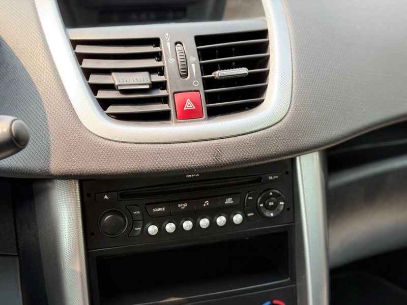 PEUGEOT 207 1.6VTI - 120CH PREMIUM PACK BOITE AUTO