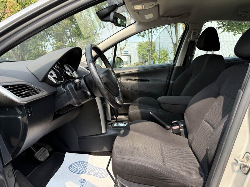 PEUGEOT 207 1.6VTI - 120CH PREMIUM PACK BOITE AUTO