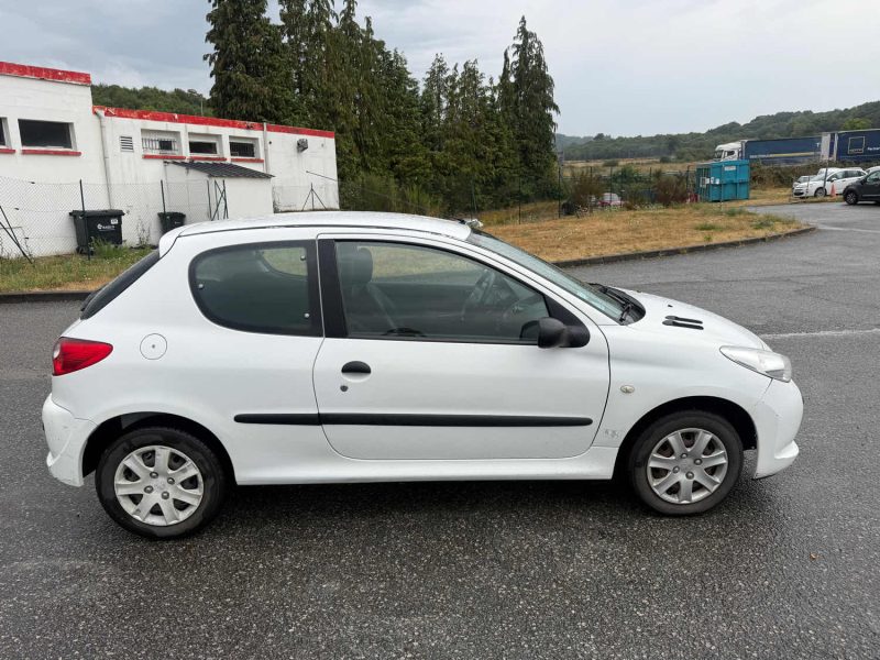 PEUGEOT 206+ 2009