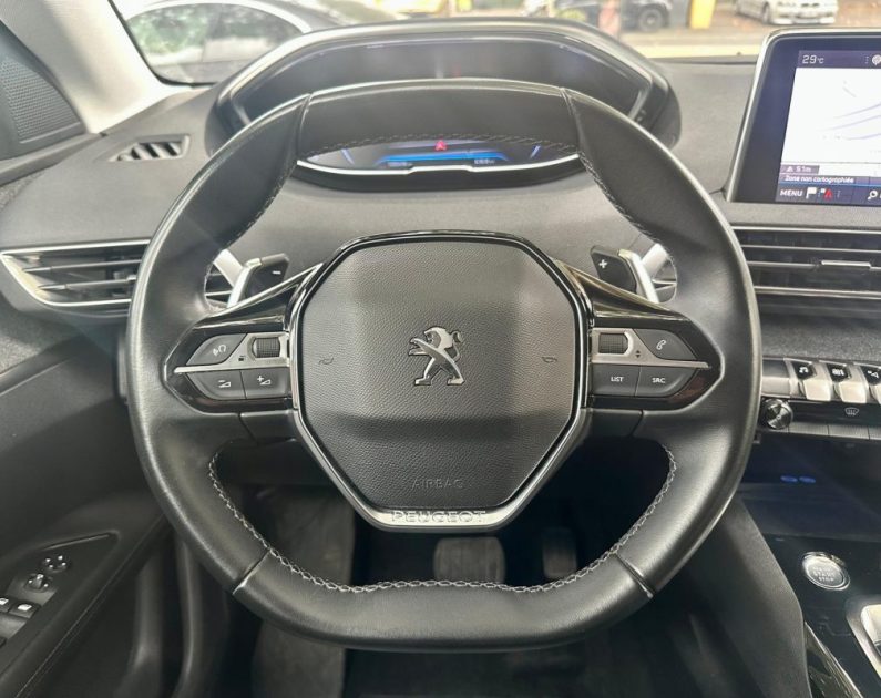 PEUGEOT 3008 2020