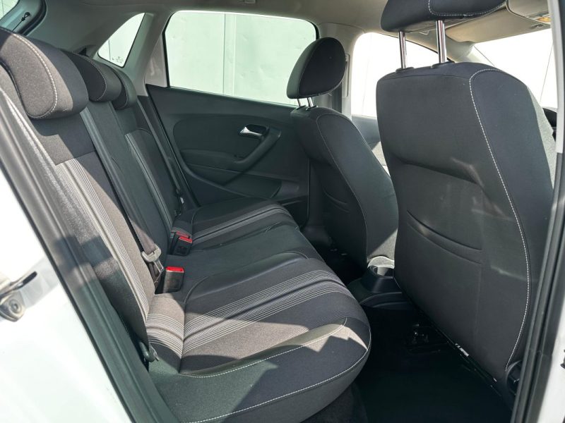 VOLKSWAGEN POLO 2013