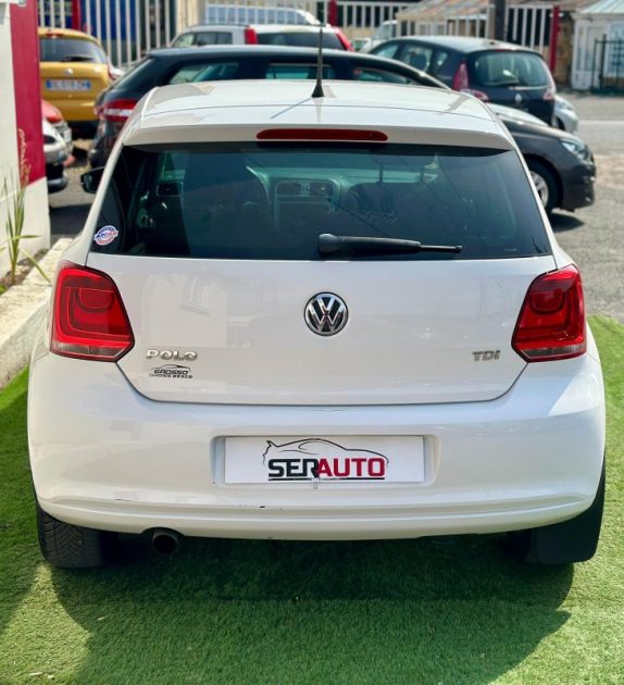 VOLKSWAGEN POLO 2013