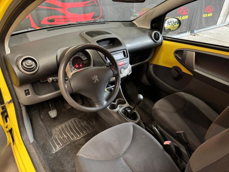 PEUGEOT 107 1.0i 68 URBAN 