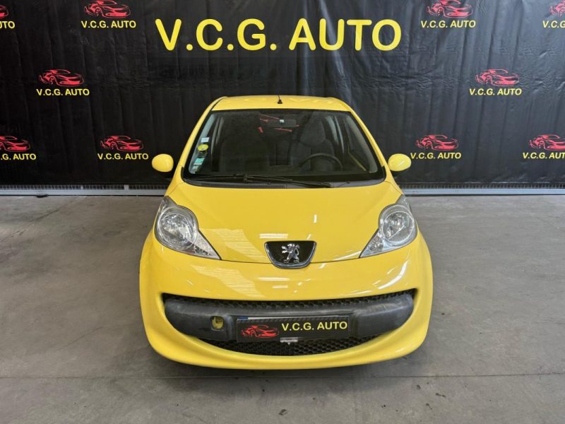 PEUGEOT 107 1.0i 68 URBAN 