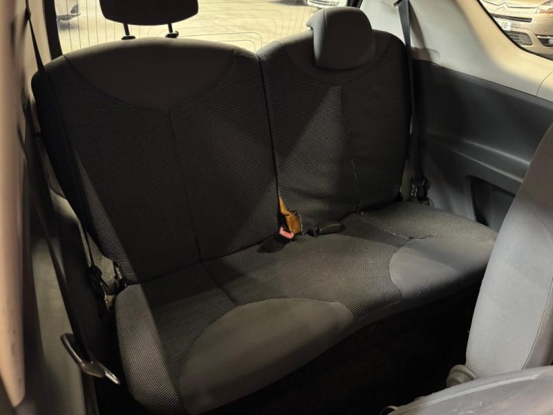 PEUGEOT 107 1.0i 68 URBAN 