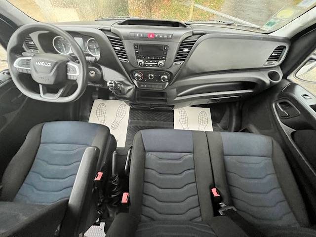 IVECO DAILY  35C14 / 35-140 / 6  places / attelage / 1ere main / 22500 ht / L2H2 2020