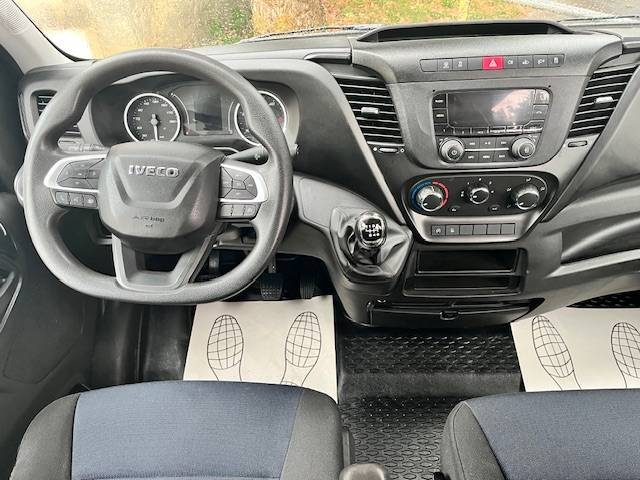 IVECO DAILY  35C14 / 35-140 / 6  places / attelage / 1ere main / 22500 ht / L2H2 2020