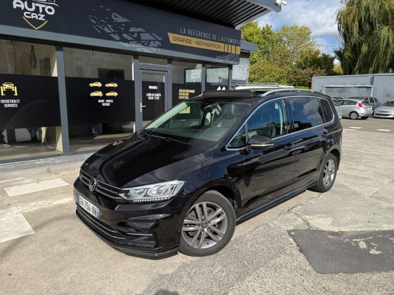 VOLKSWAGEN TOURAN 2022