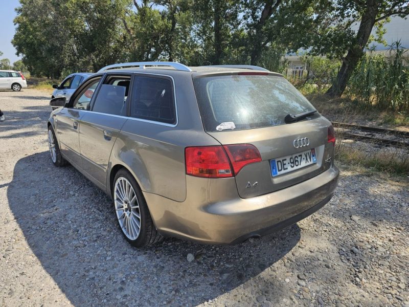 AUDI A4 2005