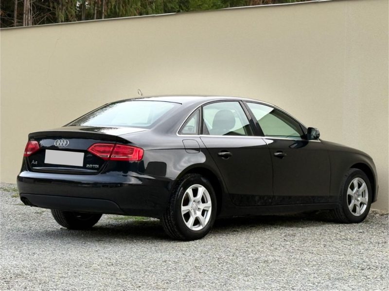 AUDI A4 2010 2.0 TDI 120CV DPF AMBIENTE 2010 211 000KM