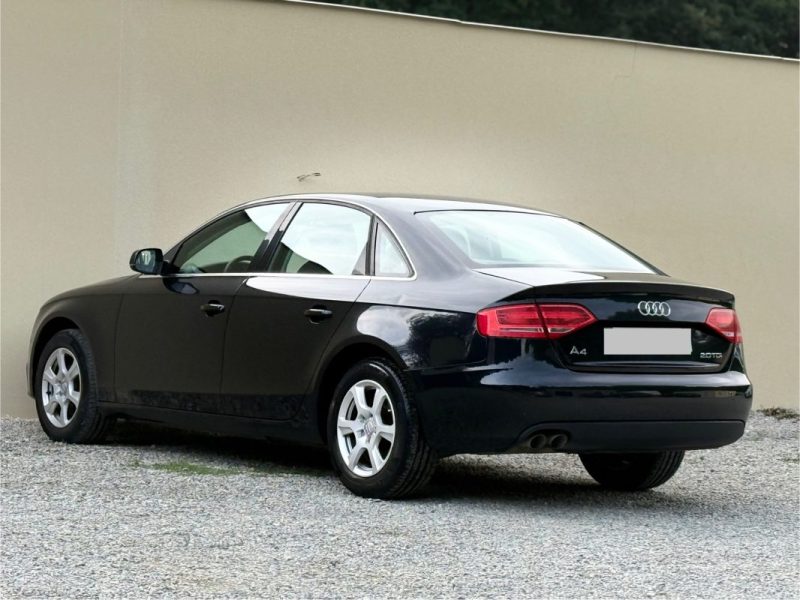 AUDI A4 2010 2.0 TDI 120CV DPF AMBIENTE 2010 211 000KM