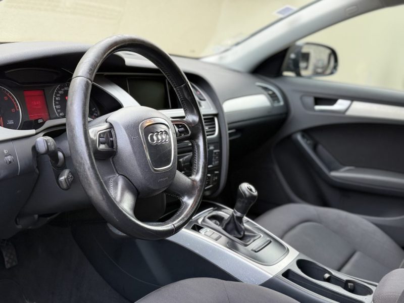 AUDI A4 2010 2.0 TDI 120CV DPF AMBIENTE 2010 211 000KM