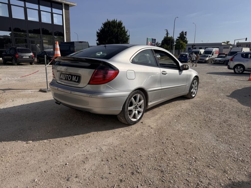 MERCEDES CLASSE C 2004