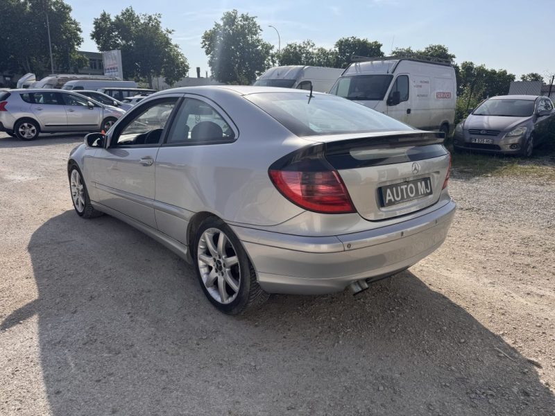 MERCEDES CLASSE C 2004