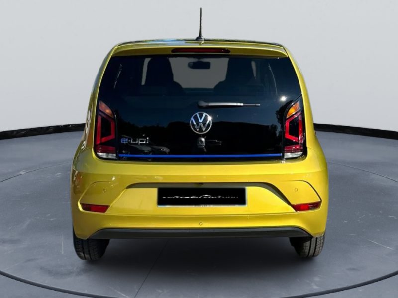 VOLKSWAGEN E UP 83 