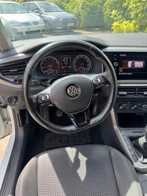 VOLKSWAGEN POLO 2018