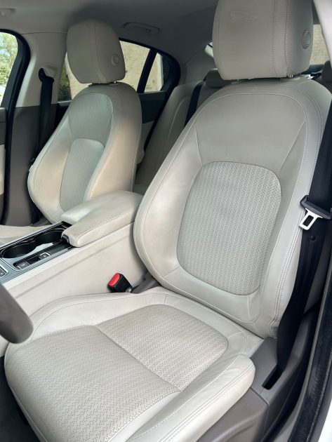 JAGUAR XE 2.0D 180ch Portfolio BVA8