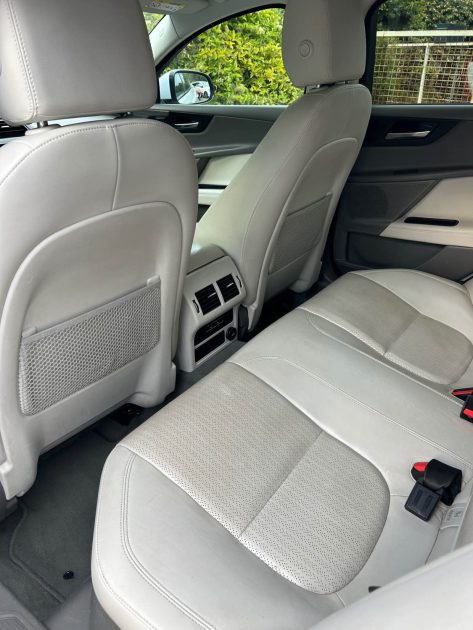 JAGUAR XE 2.0D 180ch Portfolio BVA8