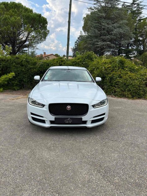 JAGUAR XE 2.0D 180ch Portfolio BVA8
