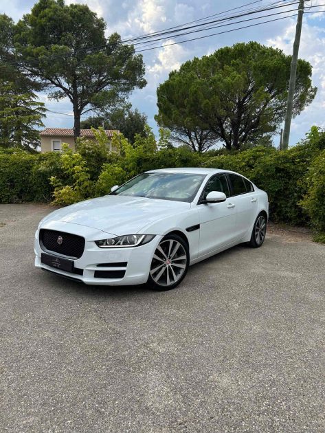 JAGUAR XE 2.0D 180ch Portfolio BVA8