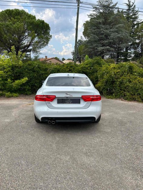JAGUAR XE 2.0D 180ch Portfolio BVA8
