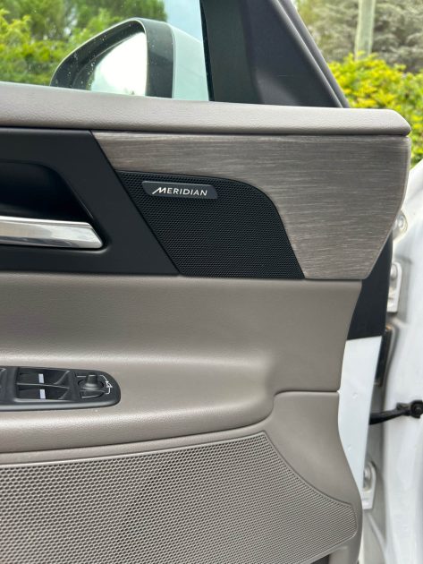 JAGUAR XE 2.0D 180ch Portfolio BVA8