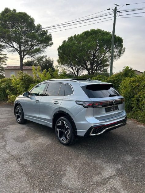 VOLKSWAGEN TIGUAN 2024