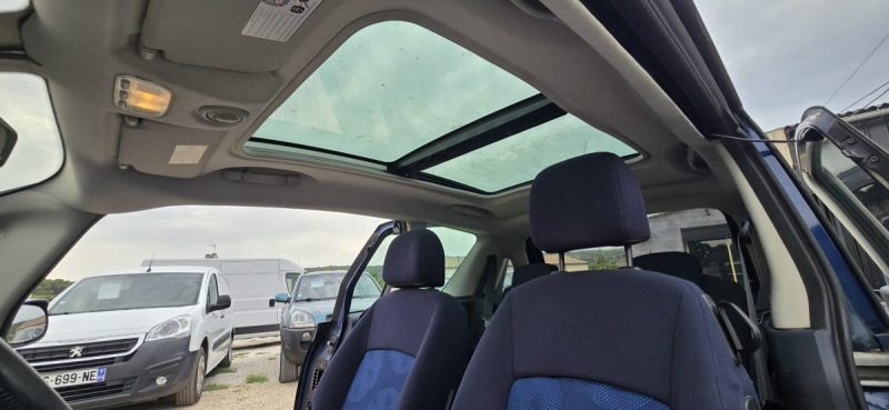 Peugeot 1007 1.6 HDi Sporty 110CV