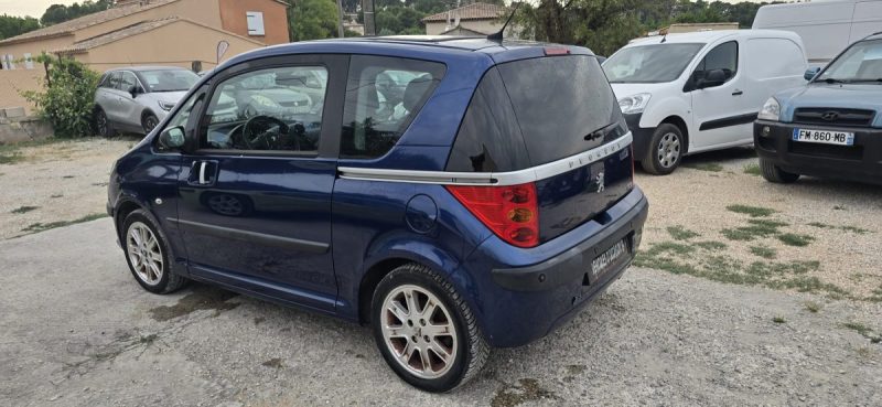 Peugeot 1007 1.6 HDi Sporty 110CV