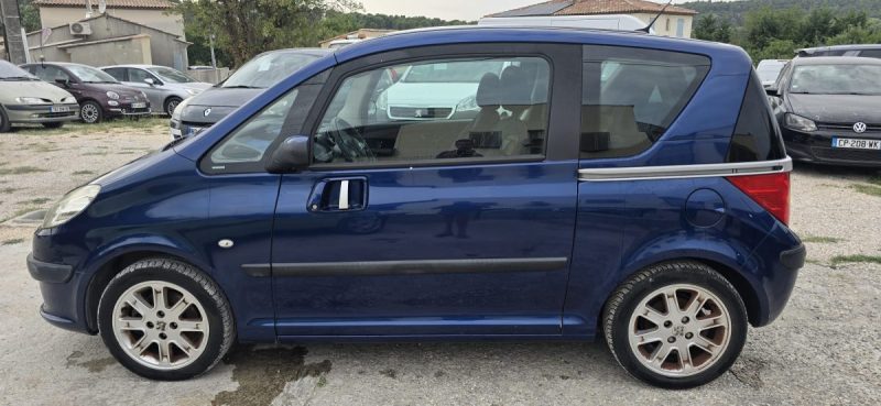 Peugeot 1007 1.6 HDi Sporty 110CV