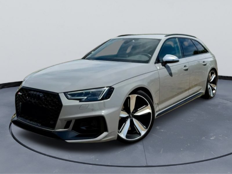 AUDI RS4 AVANT 2.9 TFSI QUATTRO V6 450 