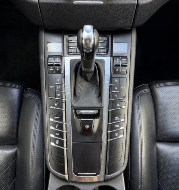 PORSCHE MACAN S 2014