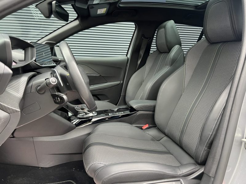 PEUGEOT 208 1.2 100ch GT LINE EAT8 - TOIT PANORAMIQUE