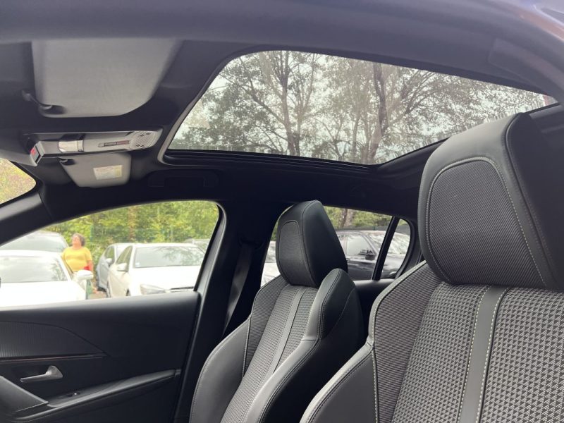 PEUGEOT 208 1.2 100ch GT LINE EAT8 - TOIT PANORAMIQUE