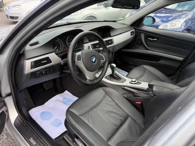 BMW  3er 320i  2005 - 82561 KM