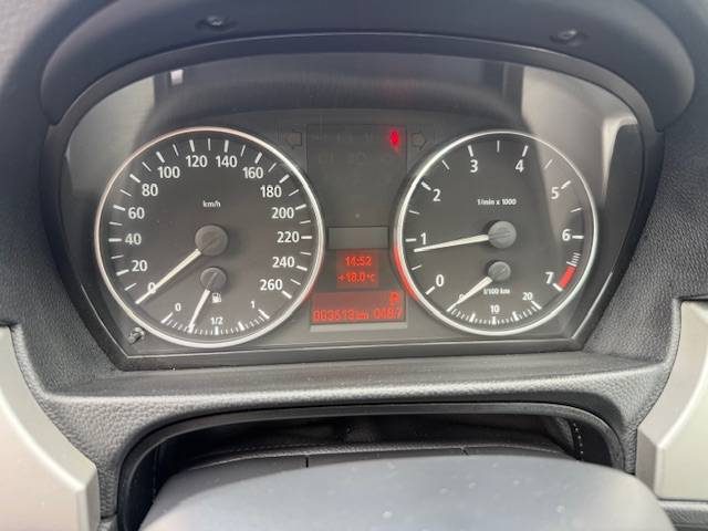 BMW  3er 320i  2005 - 82561 KM