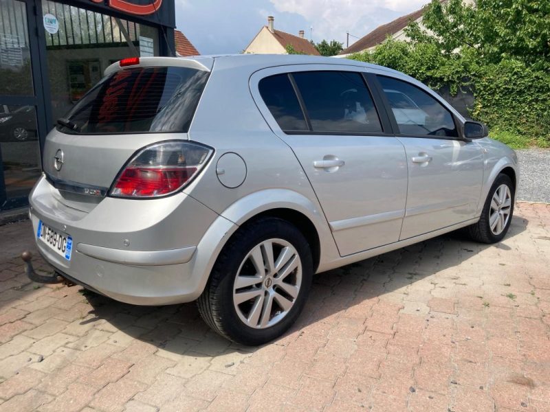 OPEL ASTRA 2007