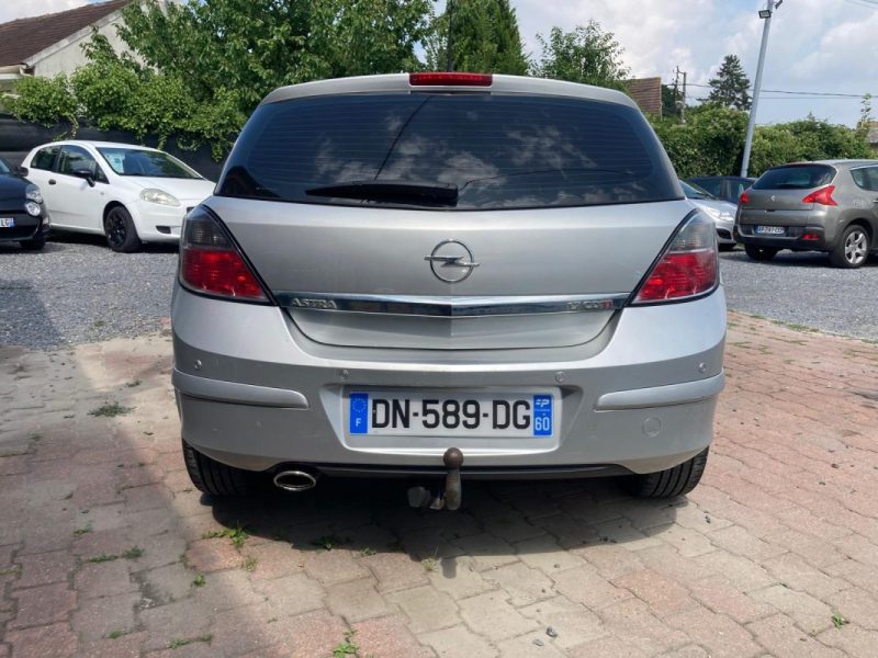 OPEL ASTRA 2007