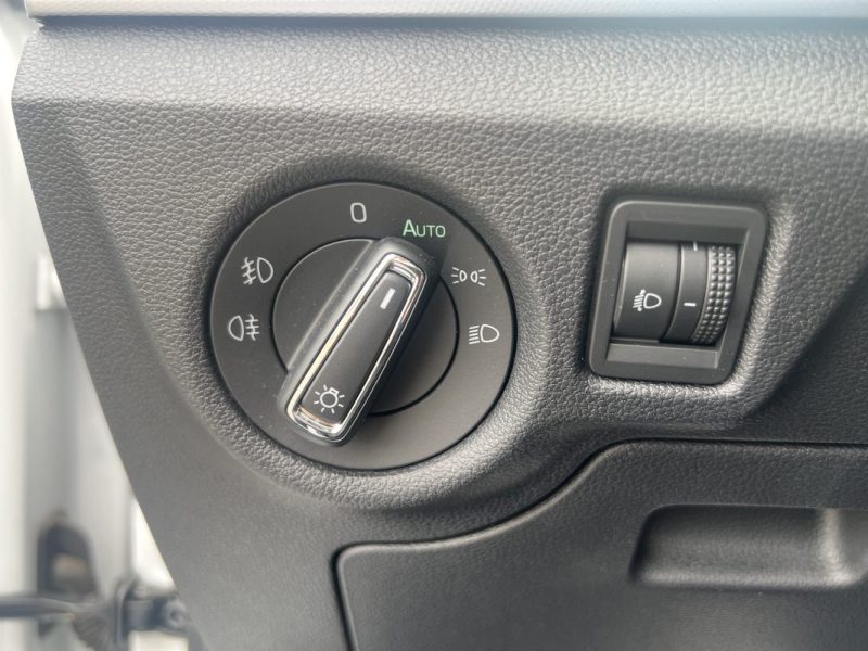 SKODA SCALA 2022 BUSINESS BVA 